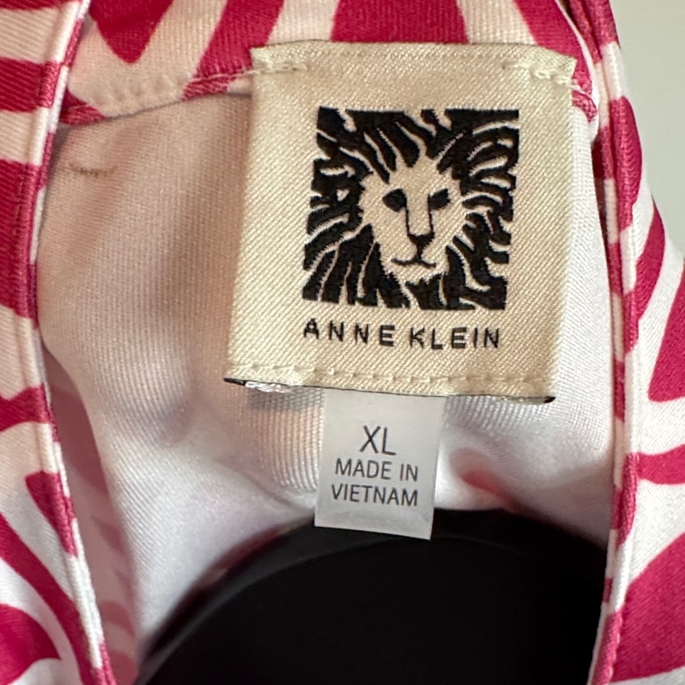 Anne Klein Pink and White Geometric Sleeveless Top XL - Picture 2 of 5